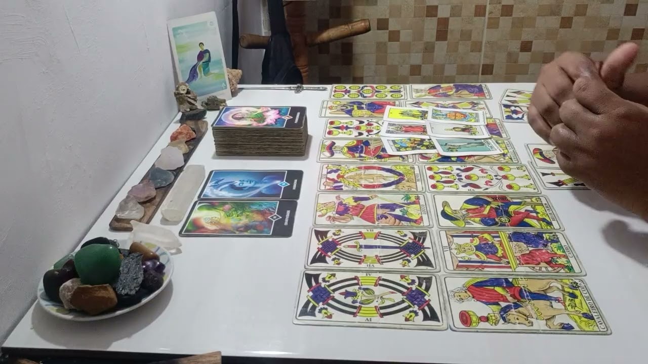 AQUÁRIO🔥BRIGAS, MAL ENTENDIDO, UMA MULHER LEVA E TRAZ FOFOCAS DISTORCENDO CONVERSAS FALANDO MENTIRAS