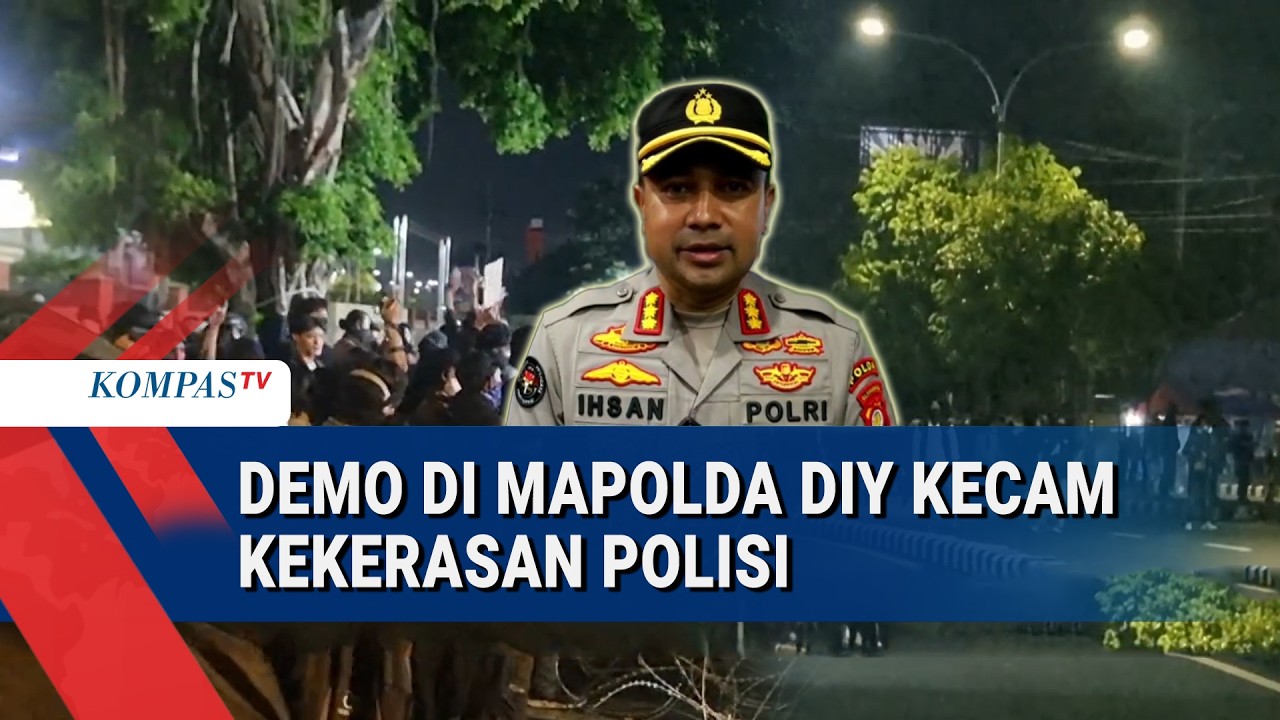 Demo Mahasiswa di Depan Mapolda DIY Ricuh