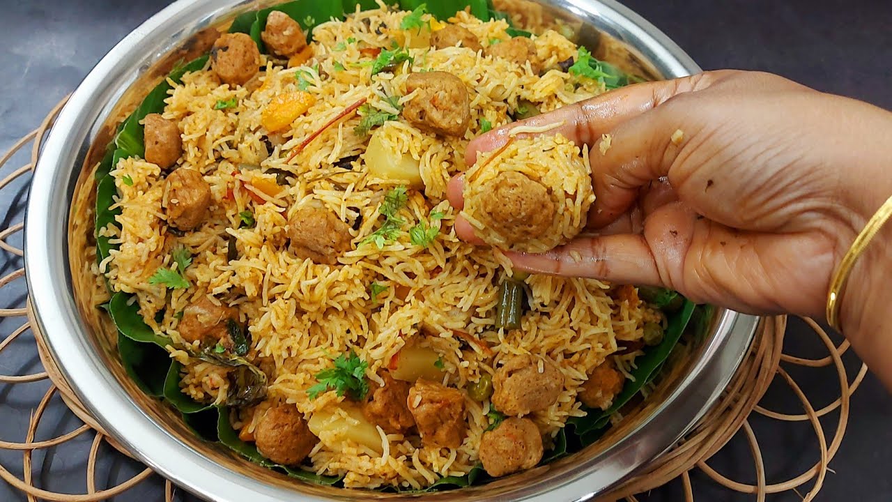கறி பிரியாணியே தோற்கடிக்கும் இந்த வெஜிடபிள் பிரியாணினு பாராட்டுவாங்க!Veg Biryani in Tamil|lunch box