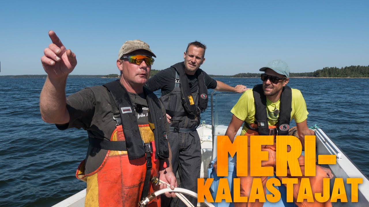 Kalastusoppaat ammattikalastajan kyydissä Loviisassa