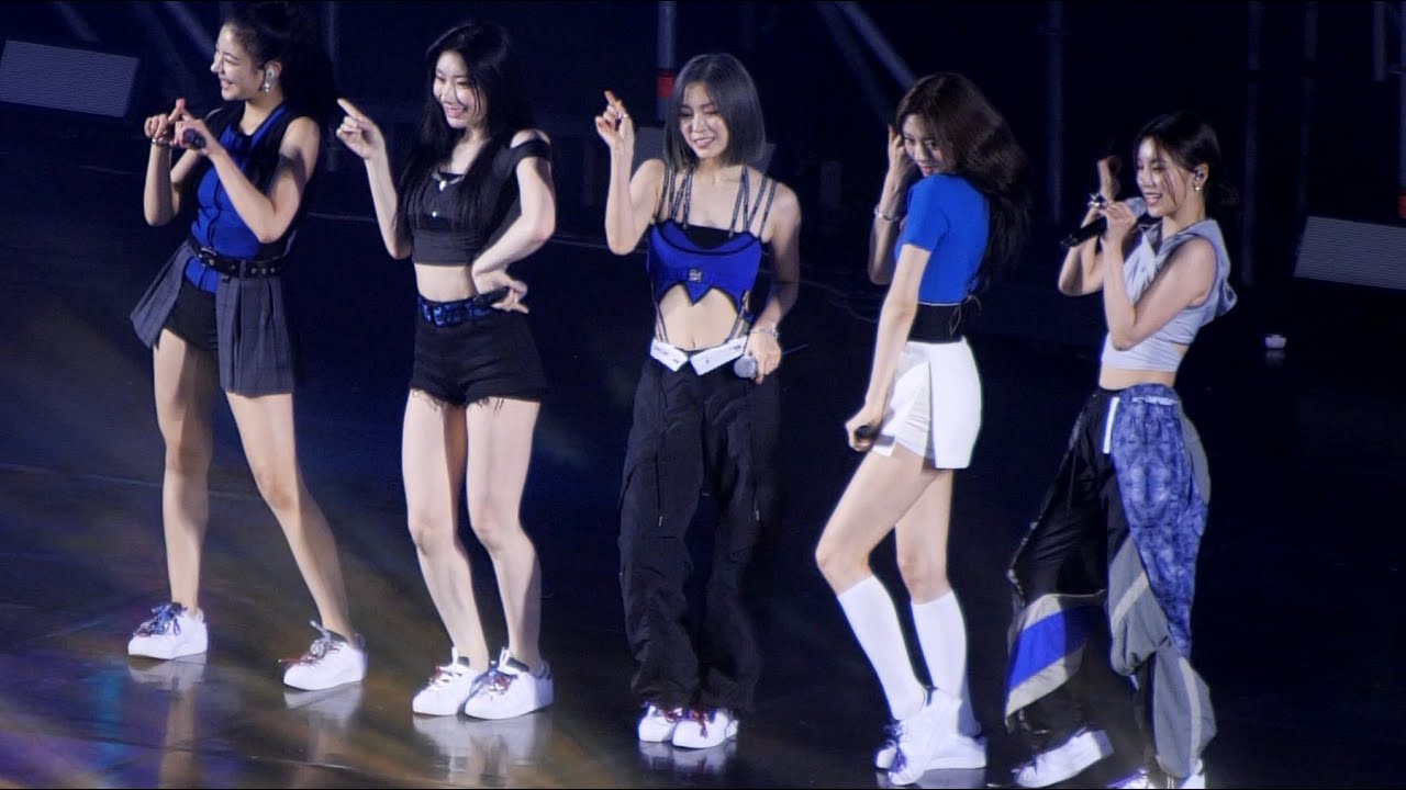 220930 있지 (ITZY) 달라달라 (DALLA DALLA) 4K Cam (중앙대학교축제)