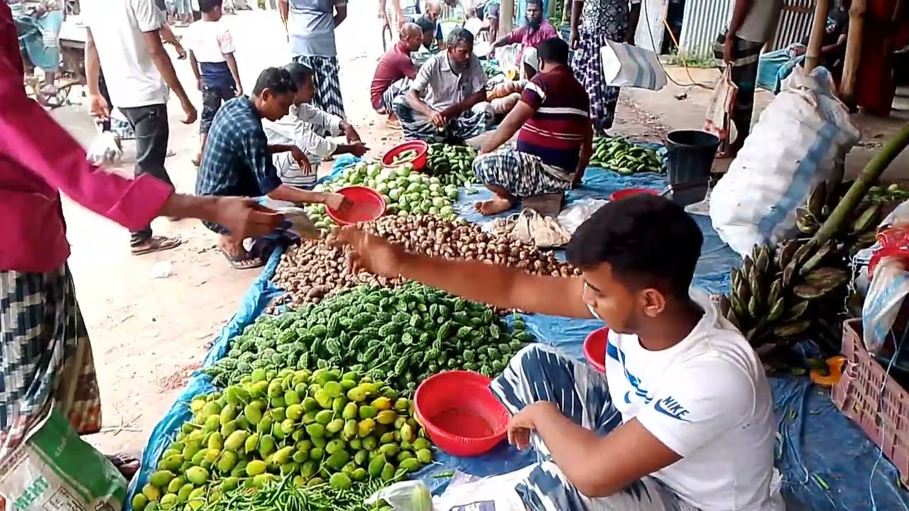 গ্রামের অসাধারণ সাপ্তাহিক বাজার।Village Weekly Market of Bangladesh | Real Village Life"