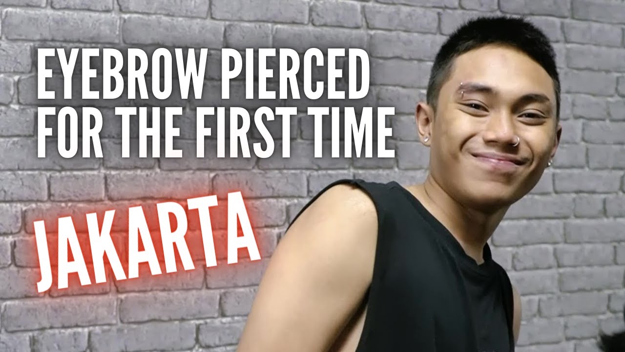 Eyebrow Pierced For The First Time | Piercing Indonesia | JAKARTA