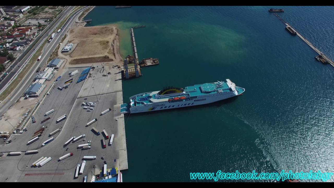 Aerial (drone) video - Flying above Patra's new port !