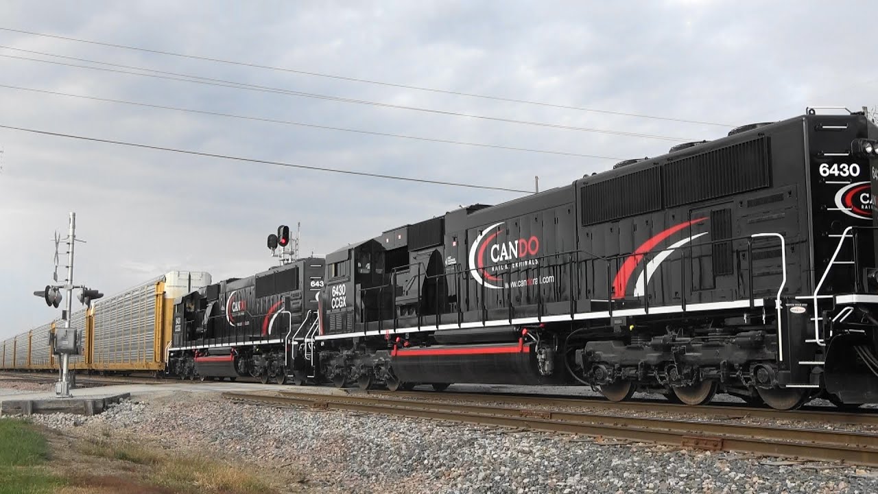 CPKC Freight w/ CCGX Units, Davenport, IA 11/4/25