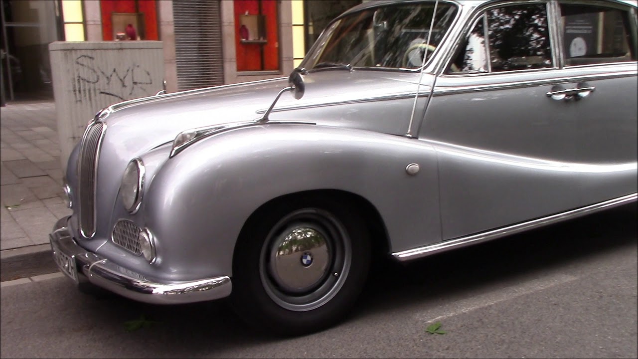 BMW 501 V8 on the german streets of Dusseldorf
