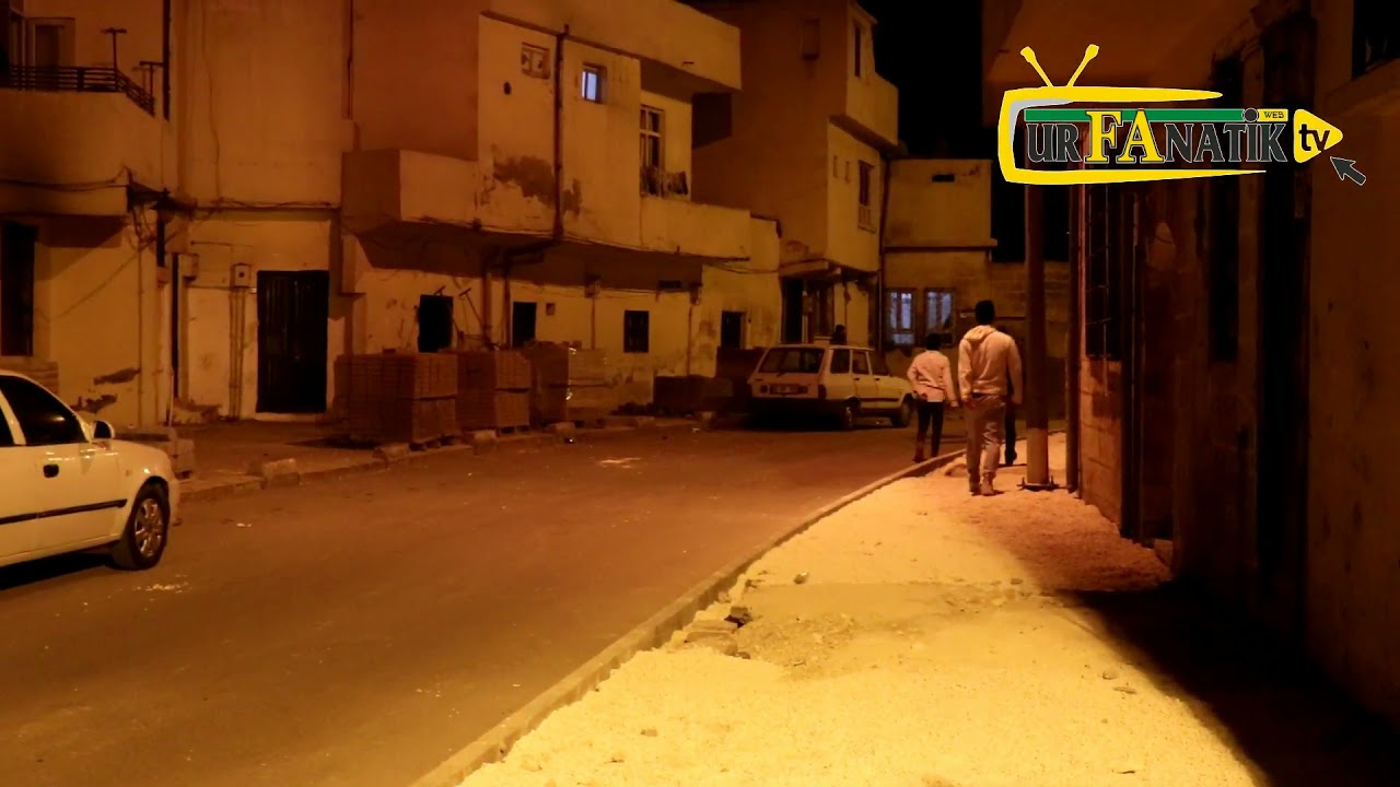 Sokakları inletti! Şanlıurfa&rsquo;nın en gen&ccedil; ramazan davulcusu