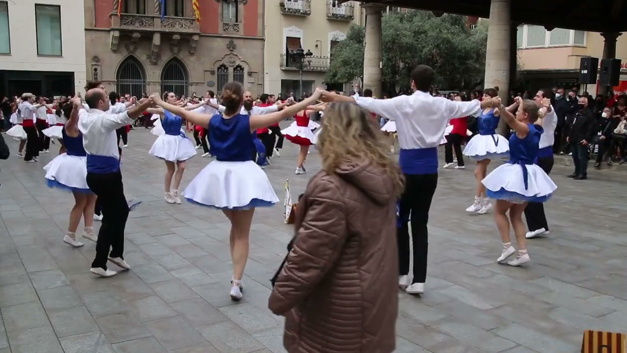 Granollers 2022 - Sardana Alba - Colla Mirant al Cel