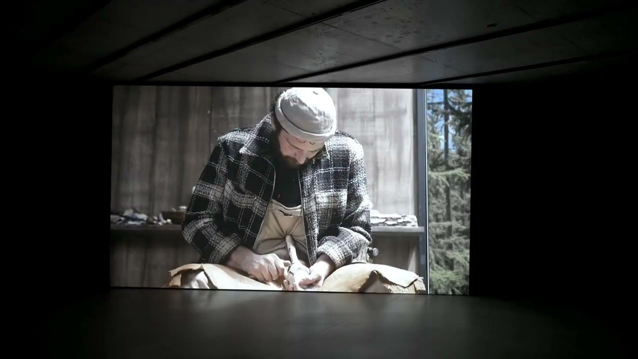 The woodcarver and the forest, 2025