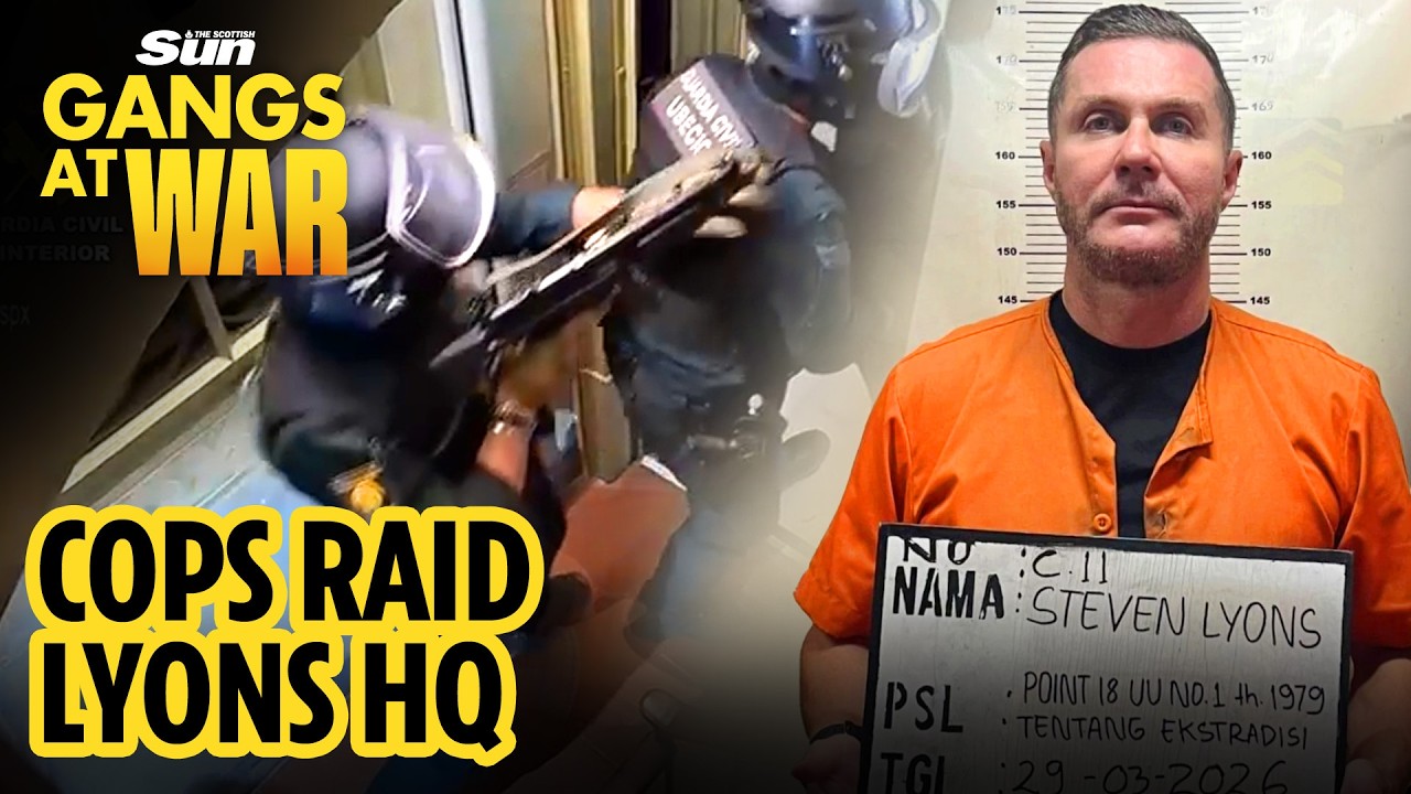 Dramatic moment armed cops raid Steven Lyons gang&rsquo;s Spanish HQ in major swoop amid kingpin&rsquo;s arrest