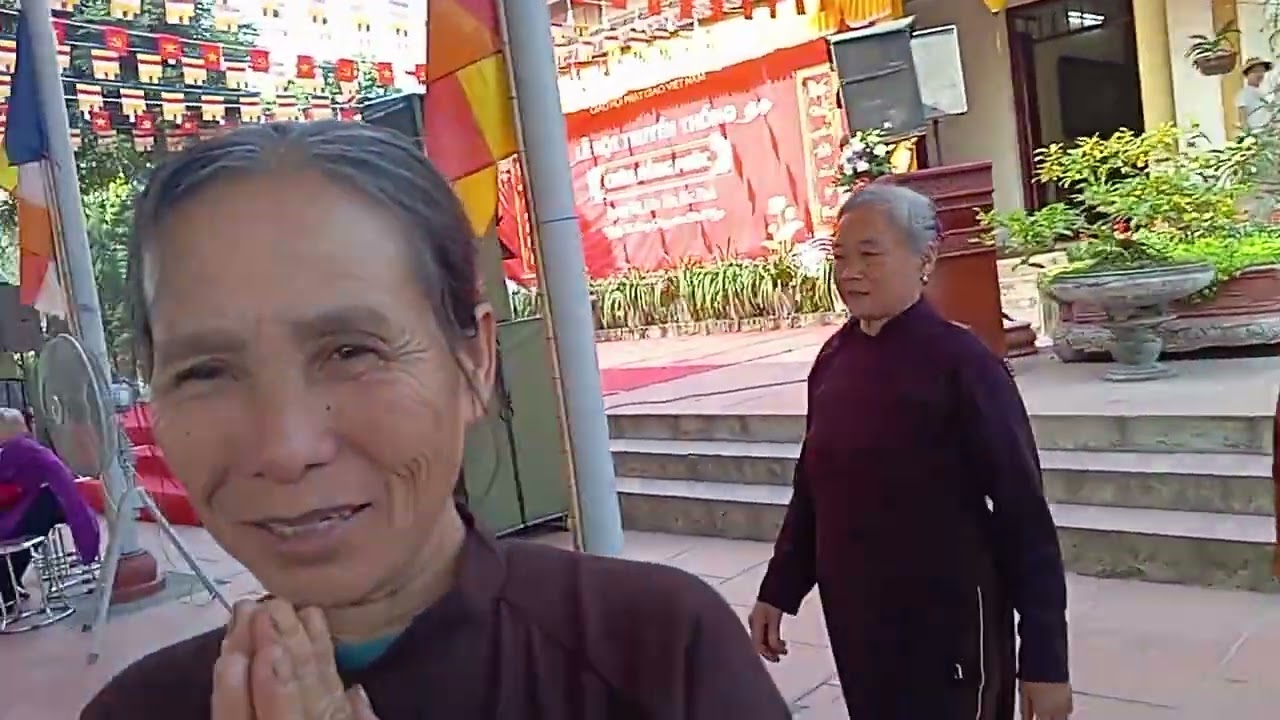 lễ hội thôn ngang nội
