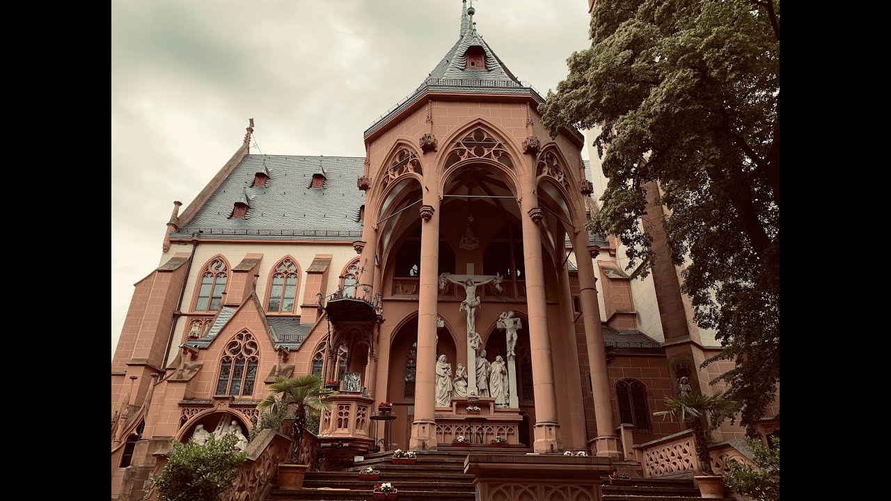 Rochusfest 2023 LIVE: Montag, den 21. August 2023 Der Gottesdienst am Außenaltar - Caritas