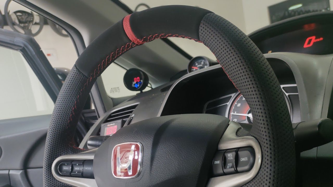 volante New Civic revestido em Sintético Alcântara