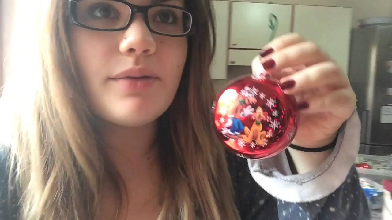 vlog facciamo l'albero di natale e costruiamo una discoteca CHIARA PARADISI