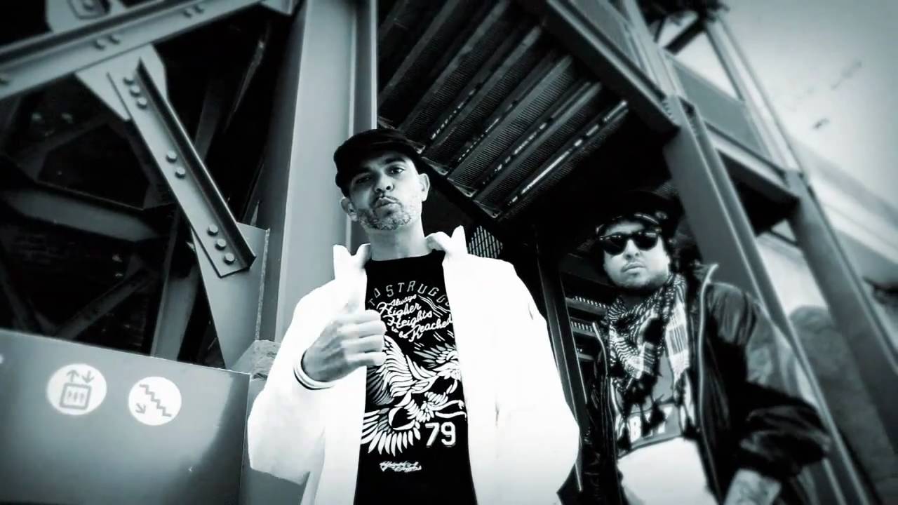 BASSI MAESTRO & DJ SHOCCA aka ROC BEATS - WAKE UP! OFFICIAL VIDEO