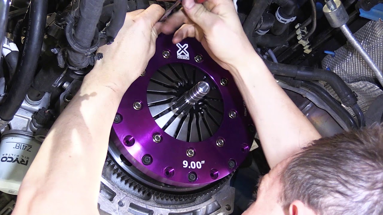 XCLUTCH: 9.0" Sprung Twin Disc Installation - Ford Focus RS MK3