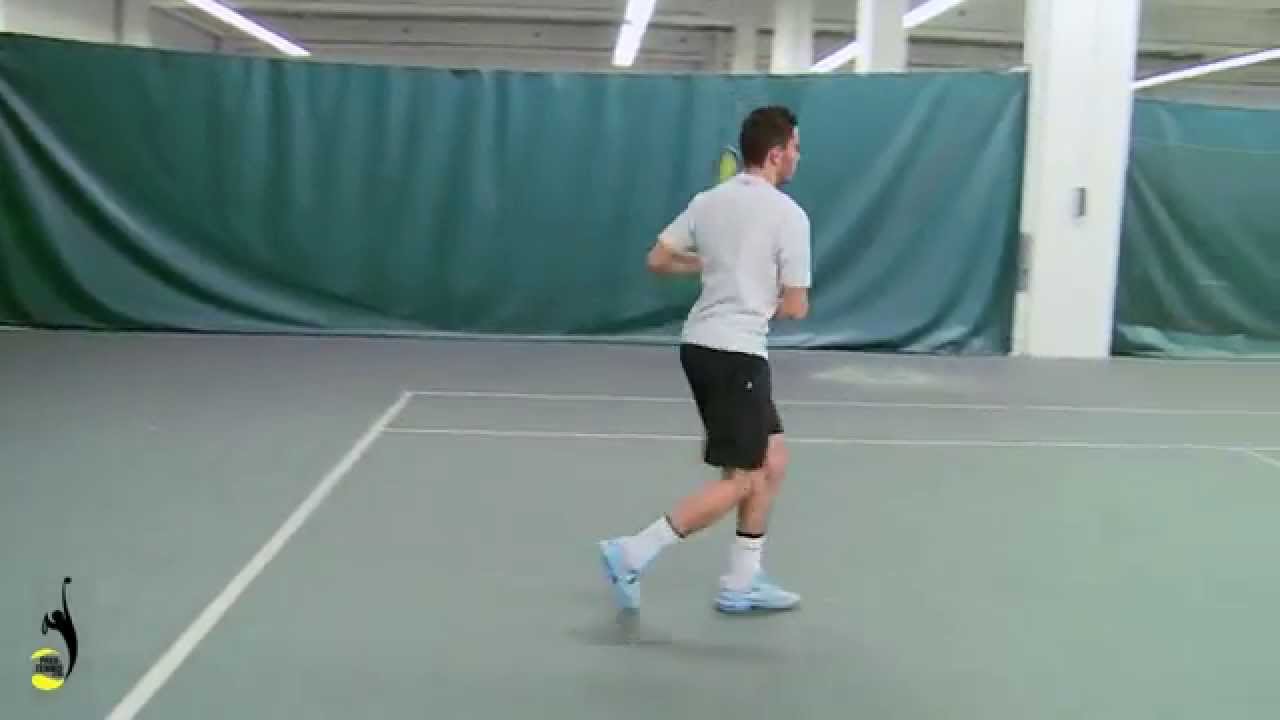 Service tennis - Le service-volée - Progresser au tennis