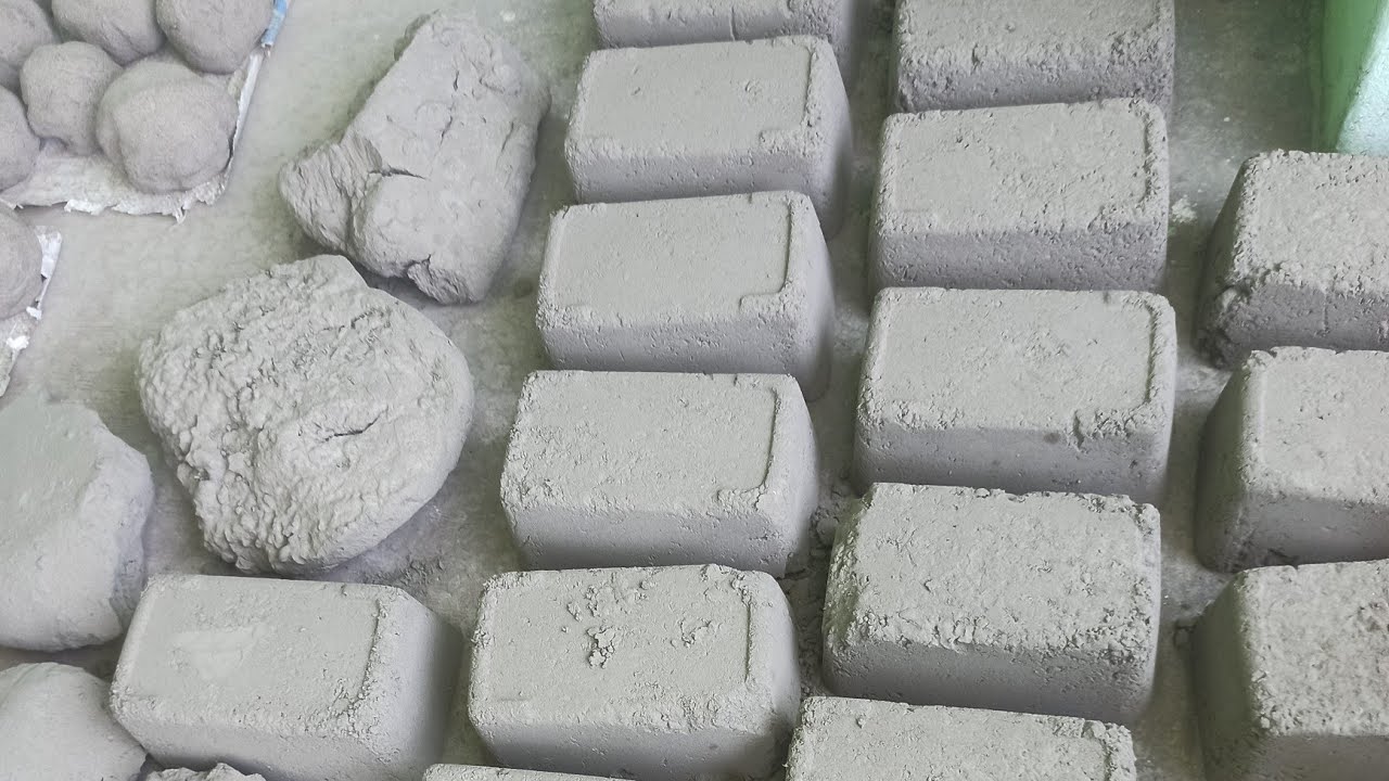 cement dirt crumbling water #cementdirtlover #purecement #reddirt #sandcement#asmr#bts
