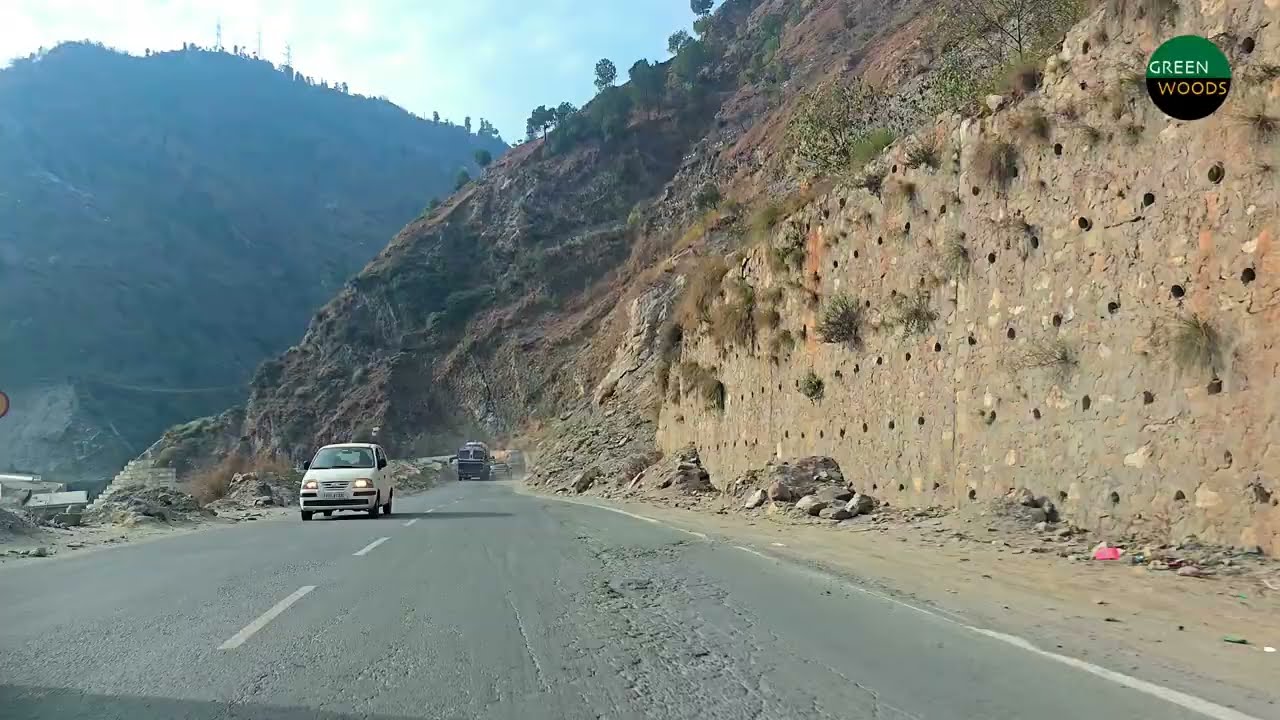 NH44 Traffic Alert Today | Jammu Srinagar Highway ConditionJammu–Srinagar Highway Latest News