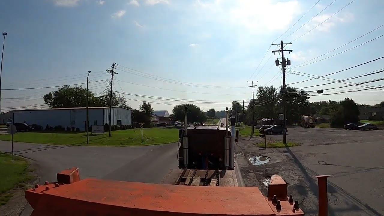 1974 International Transtar 4070A Pulling a 1974 Aljon #5 Car Crusher, 8V71 Detroit, 13 Speed