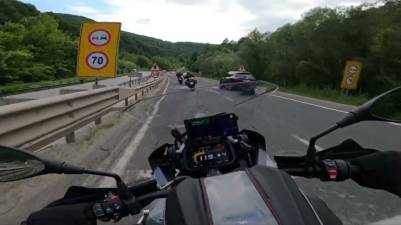 Bozüyük-İnegöl Yolu | Önde 2 Ducati | Virajlara Gazlamaca 👹 | BMW R 1250 GS Adventure | 4K