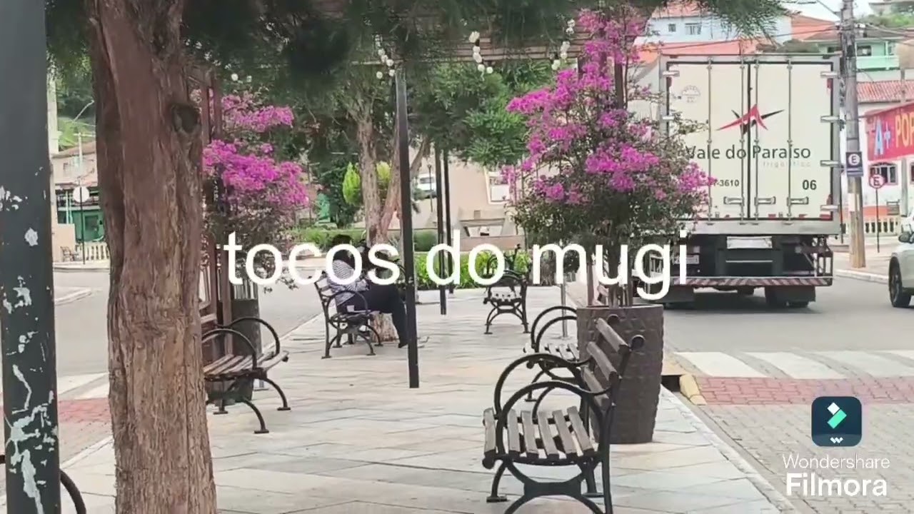 O dia todo subindo serra! só a noite pra descansar é brabo!