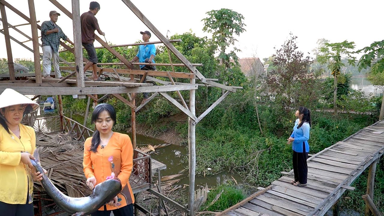 Dỡ Chòi Cũ chuẩn Bị Dọn Đi, Đãi Anh Em Nồi Lẩu Cá Tra Chà Bá Ăn Hoài Không Hết