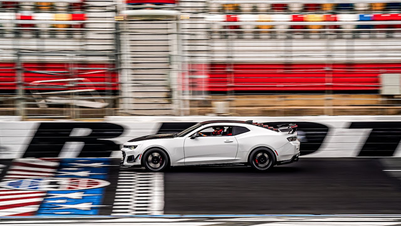 FIRST TIME ON A NASCAR TRACK ! | CHEVY CAMARO ZL1 1LE | CHARLOTTE MOTOR SPEEDWAY ROVAL