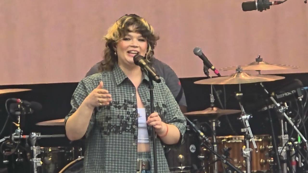 Lola Young - You Noticed (Live at Øya, Oslo 07.08.2025)