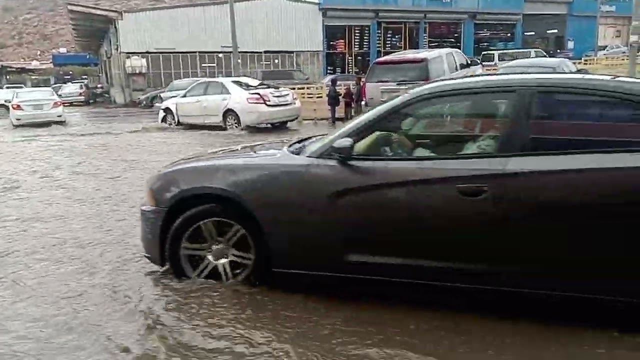 বৃষ্টির পানিতে ভেসে যাচ্ছে সব | Saudi Arabian Rainy Day | New Viral Video 2026