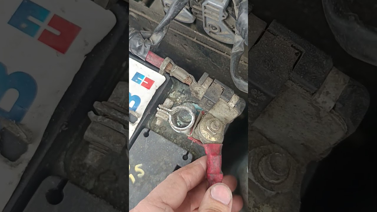 Battery terminal maintenance!!! Beware of oxidation 👍💪