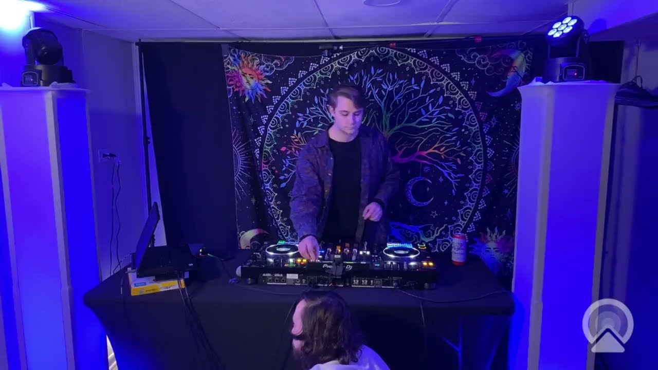 DJ BUBBLES & FRIENDS - Eps  7 - DJ COAST (TECH HOUSE, DISCO HOUSE, CLASSICS)