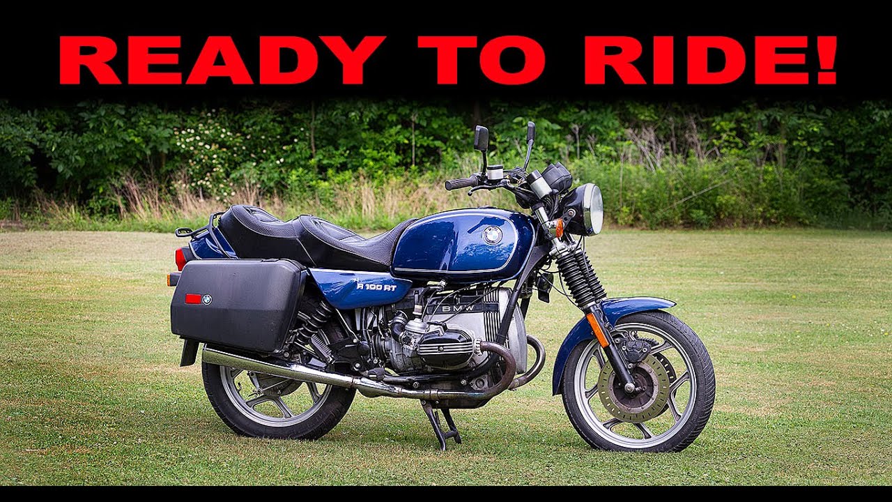 Touching up my Airhead before the riding season! 1988 BMW R100RT