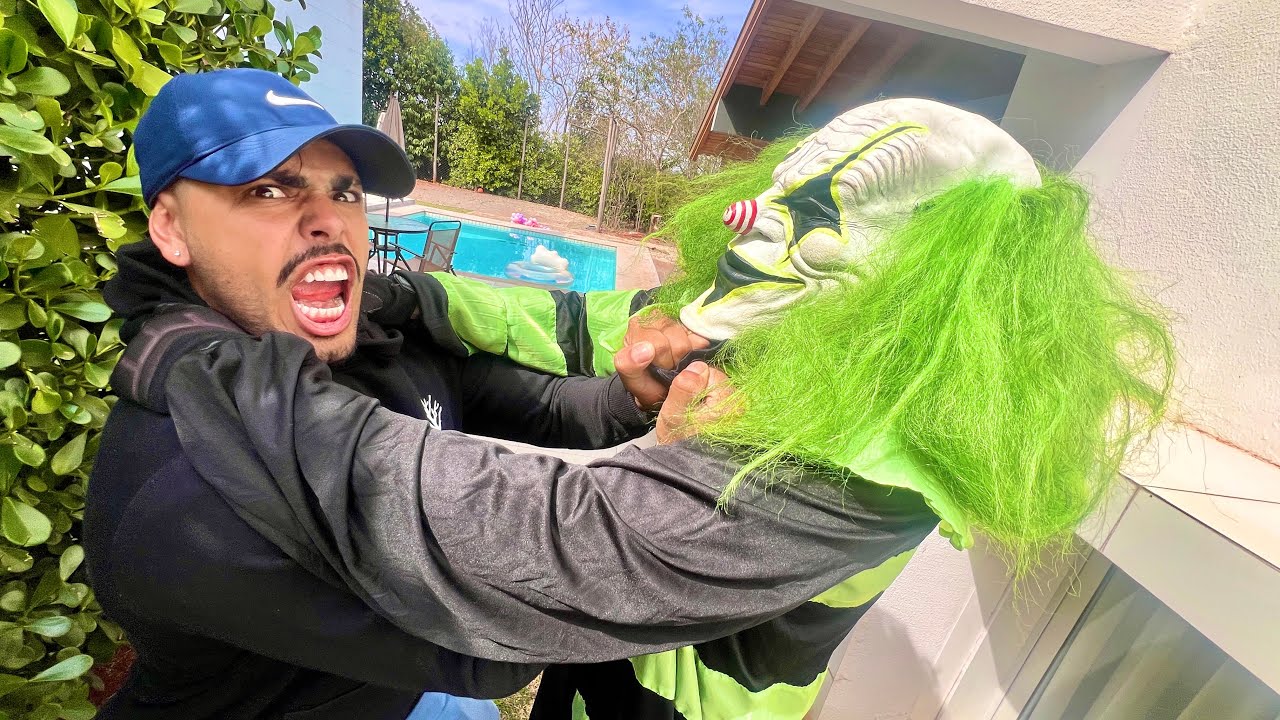 MEU PAI ENFRENTOU O PALHAÇO CORINGA ! 🤡