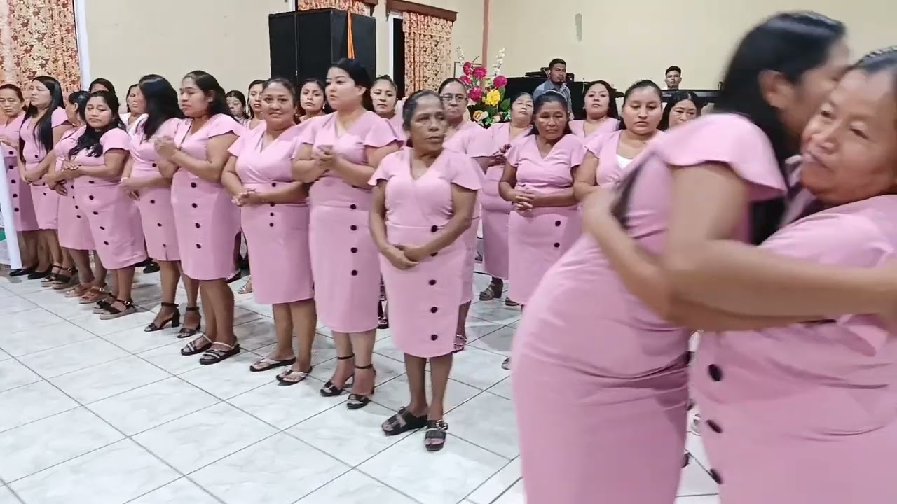 Aniversario de la sociedad femenil Hijas del Rey.
