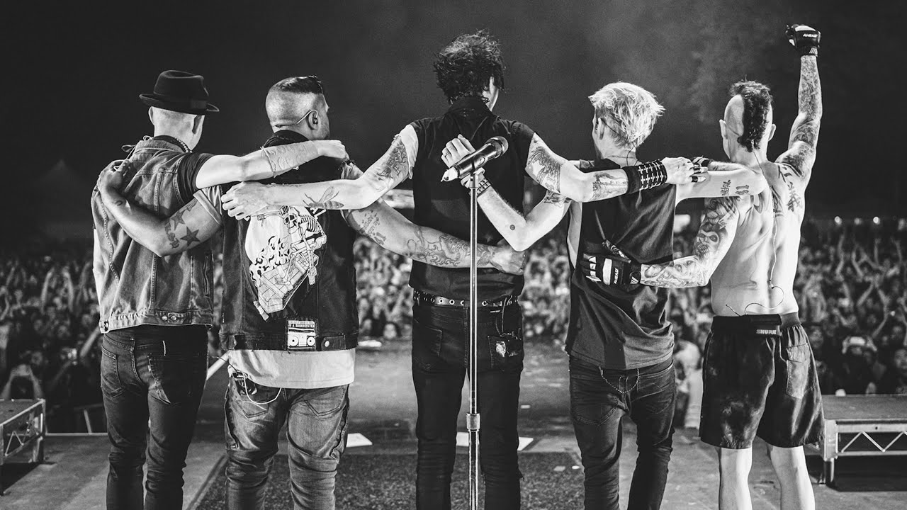 Sum 41 - Live From Chicago: The Riot Fest (2024) 1080p