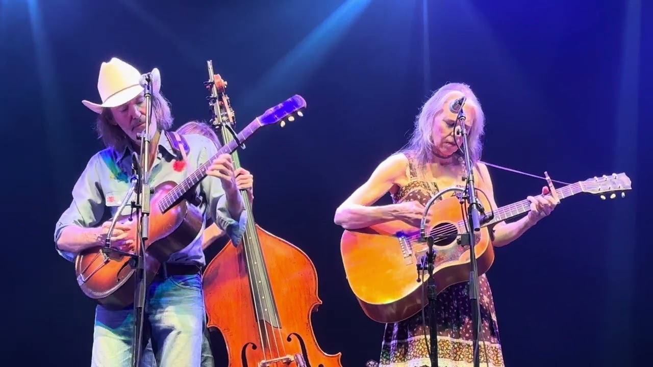 Gillian Welch & David Rawlings - Brokedown Palace (Grateful Dead) Capitol Theatre, Port Chester, NY