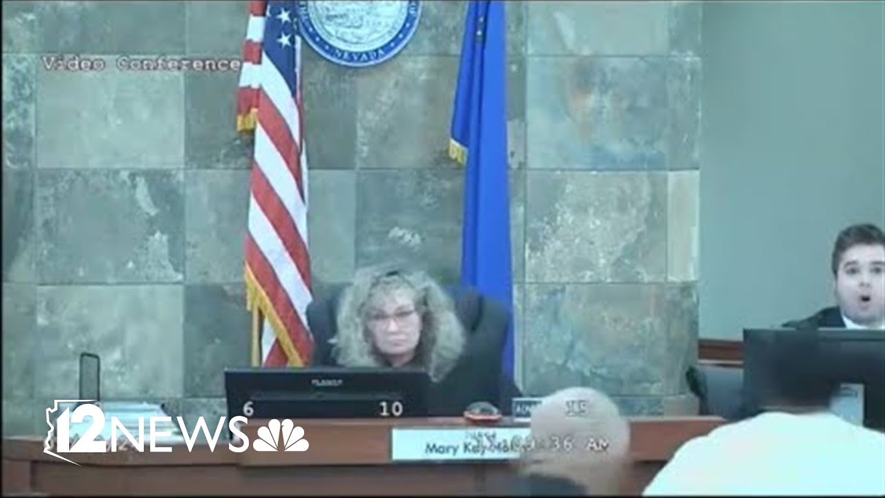 Watch: Man attacks Nevada judge during court hearing