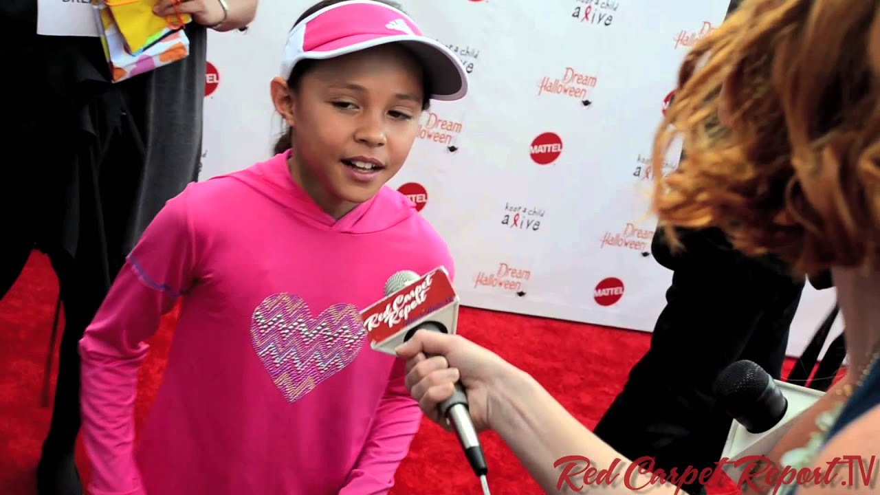 Breanna Yde at 20th Annual Dream Halloween #KeepaChildAlive #DreamHalloween