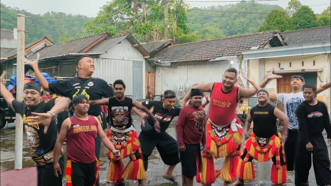 MERINDING HUJAN❗SOLAH LAWARAN PEMBARONG REOG PONOROGO TERBESAR GEGERKAN DESA PASAR BALEBATUR NGEBEL
