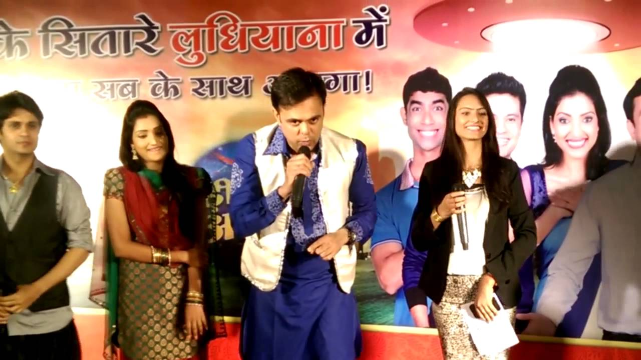 ANA HOSTING SAB TV SHOW BADI DOOR SE AAYE HAI