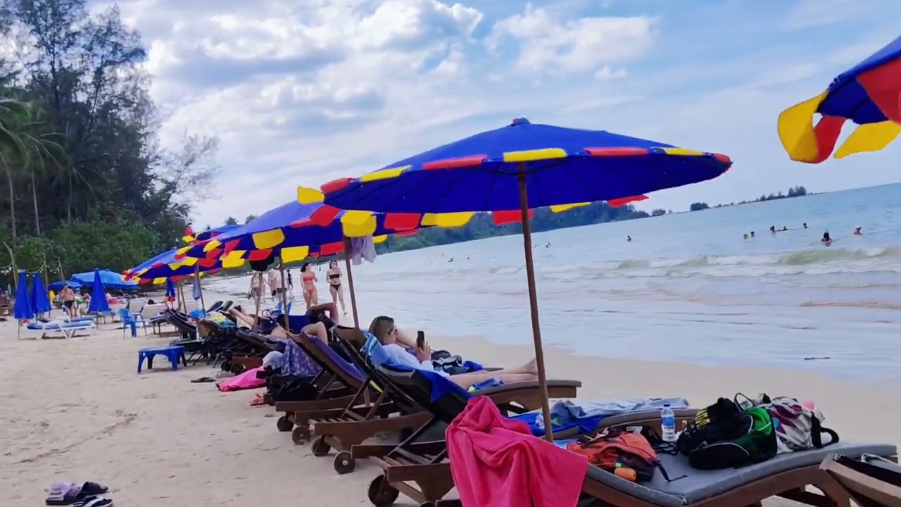 coconut beach เขาหลัก #travel #beach 