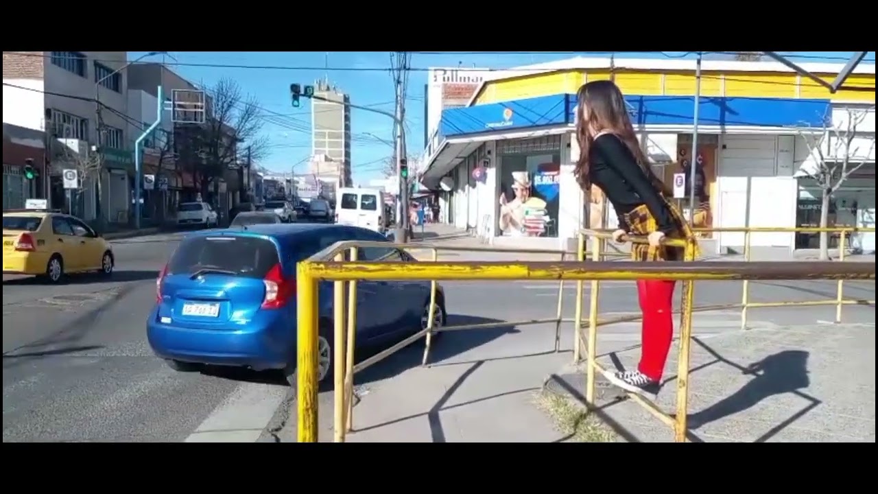 Alguien te observa (Danza espacio no convencional)