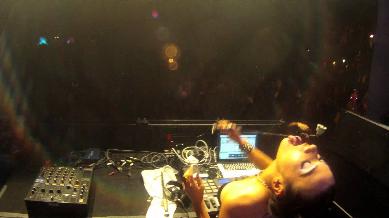 Viola LaLa Mia DJ'ing and Sword Swallowing at The Great Saltair SLC, Utah
