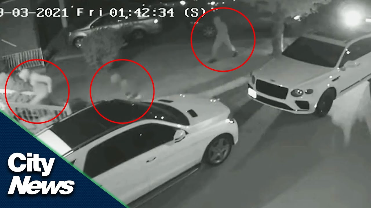 5 armed suspects caught on camera after Mississauga home invasion