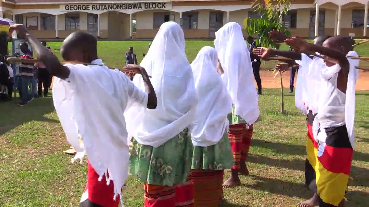 RUSHERE PRIMARY SCHOOL SPEECH DAY PRESENTATION