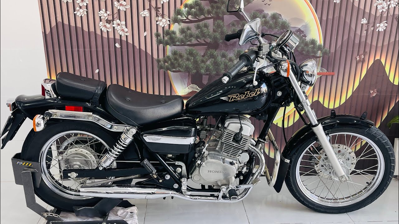 Honda Rebel 125 2 máy , đời cuối của dòng rebel ,đẹp xuất sắc, zin 98%, bao sang tên đổi chủ .