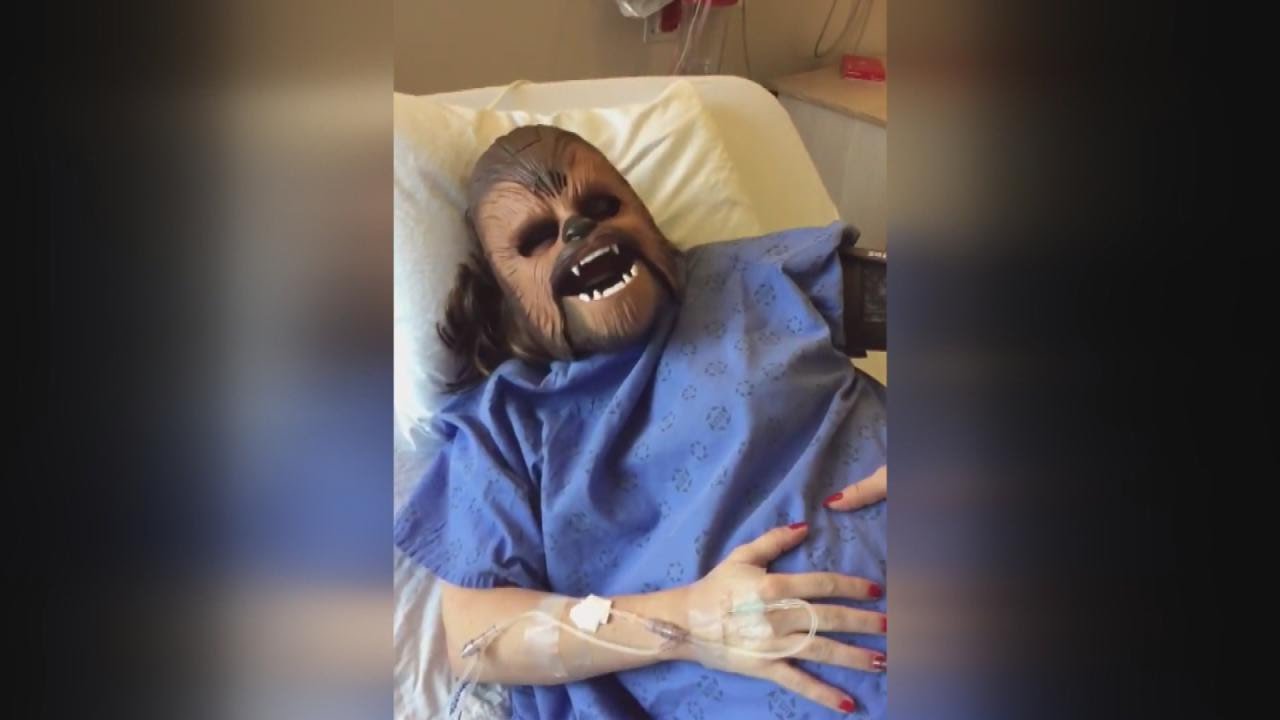 Woman Dubbed 'New' Chewbacca Mom For Wearing 'Star Wars' Mask During Childbirth