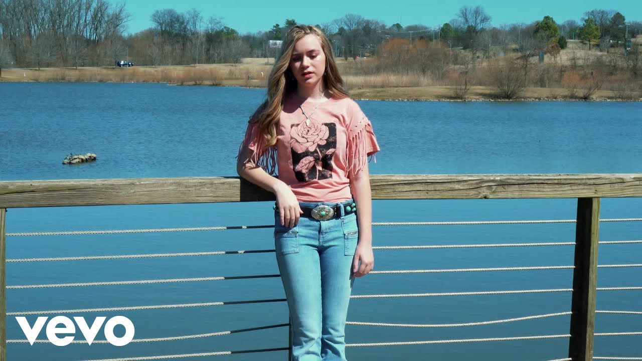 Ariel Franz - I REALLY HATE LOVING YOU (Official Music Video)