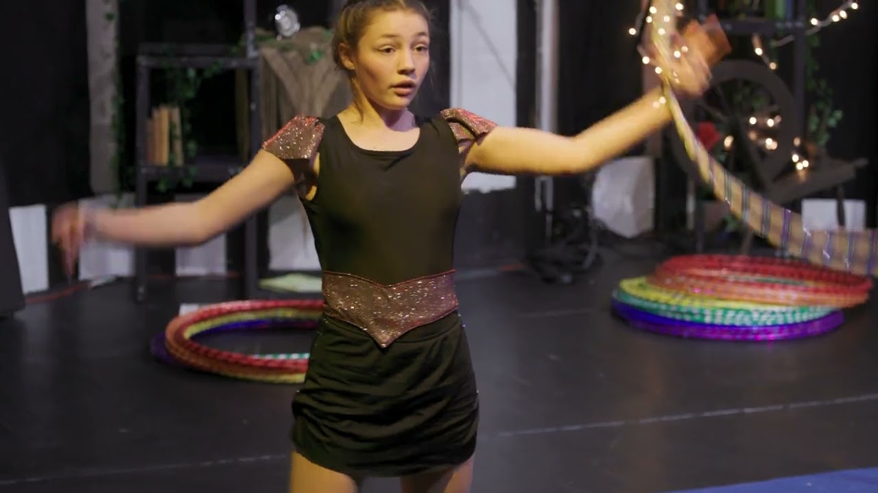2 Circus Harmony Unbound: Hula Hoops